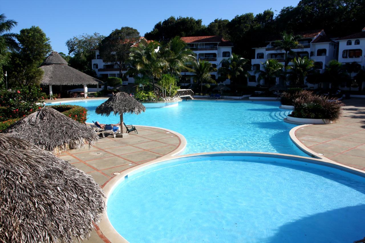 Apartahotel Las Canas By Checkin Сосуа Екстер'єр фото